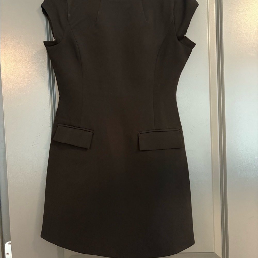 Elegant Black Sleeveless Dress